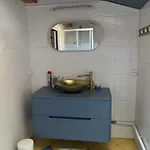 Villa Pesquiers: 5 Avec Piscine Et Climatisation - Fr-1-335-169