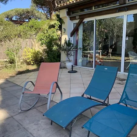 à Avec Piscine, Climatisation Et Wi-fi, à 5 Min De La - Fr-1-335-169 Hyères